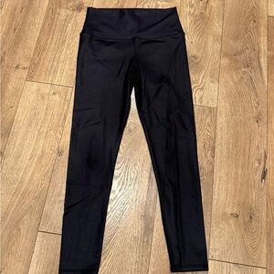 ALO Yoga Women’s Black Leggings